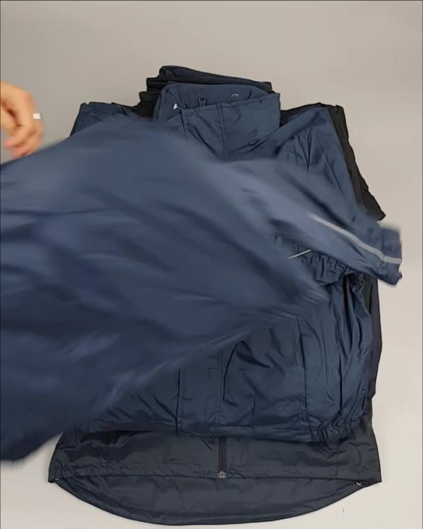 Фотография  801 - Куртки СПОРТ СТОК дети#10 кг , Лот№ 2641 оптом в Оренбурге и Оренбургской области