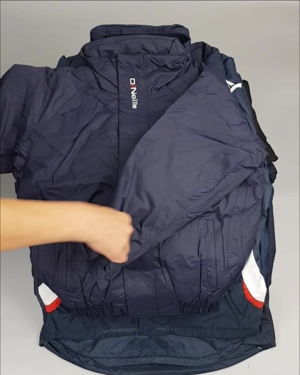 Фотография  183 - Куртки СПОРТ СТОК дети#10 кг , Лот№ 2641 оптом в Оренбурге и Оренбургской области