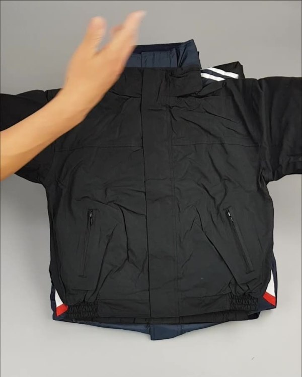 Фотография  259 - Куртки СПОРТ СТОК дети#10 кг , Лот№ 2643 оптом в Оренбурге и Оренбургской области