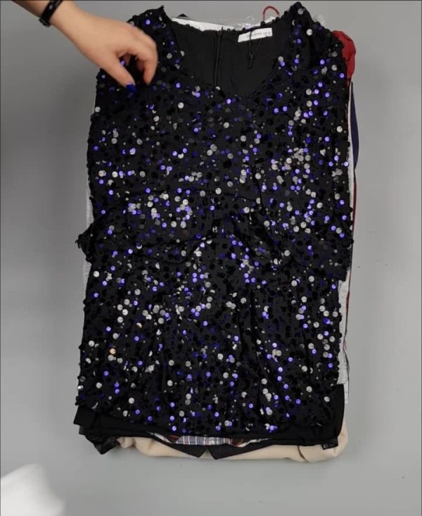 Фотография  371 - LPP Spring mix#20 кг, ЛОТ №3512 оптом в Оренбурге и Оренбургской области