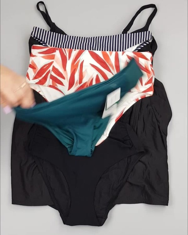 Фотография  235 - Купальники Chantelle#30 шт, ЛОТ №4410 оптом в Оренбурге и Оренбургской области