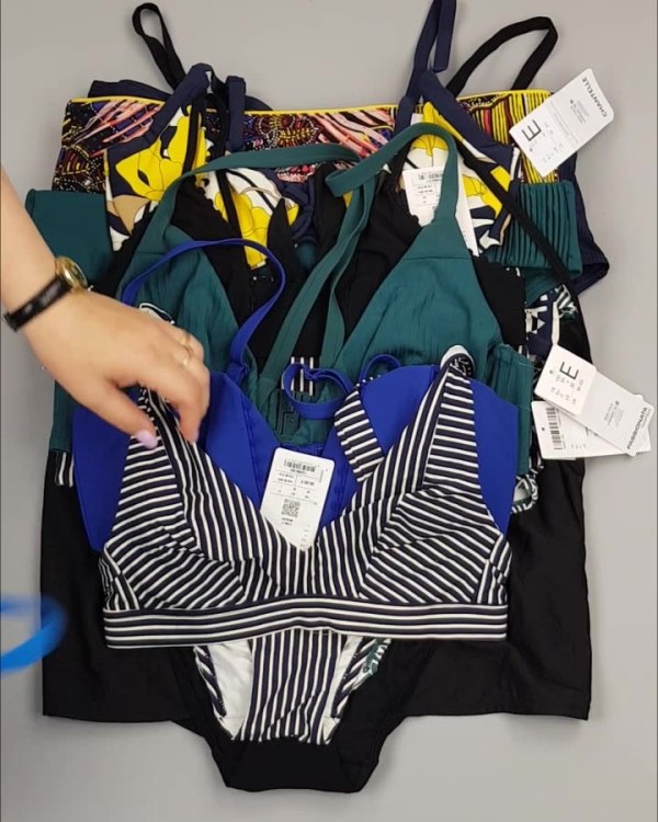 Фотография  550 - Купальники Chantelle#30 шт, ЛОТ №4410 оптом в Оренбурге и Оренбургской области