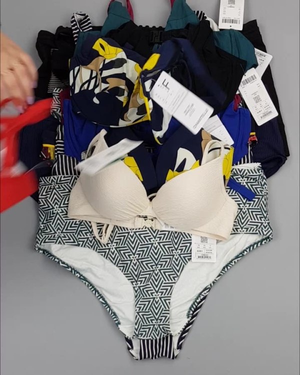 Фотография  446 - Купальники Chantelle#23 шт, ЛОТ №4412 оптом в Оренбурге и Оренбургской области