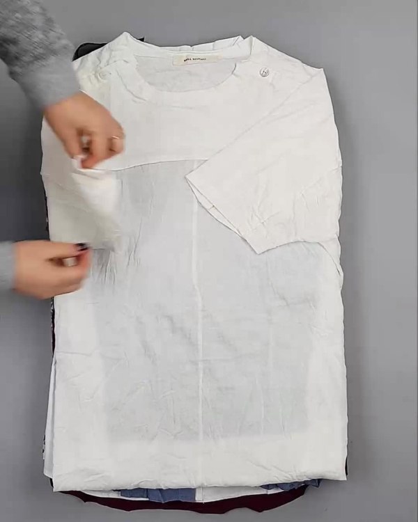 Фотография  843 - Блузки Корея#20 шт, ЛОТ №5621 оптом в Оренбурге и Оренбургской области