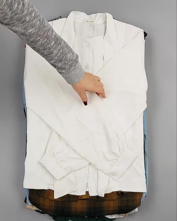 Фотография  963 - Блузки Корея#20 шт, ЛОТ №5622 оптом в Оренбурге и Оренбургской области