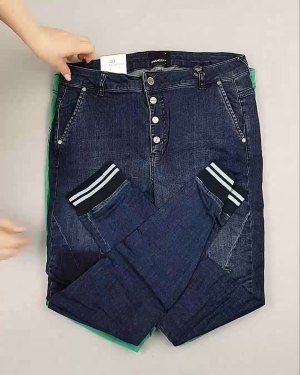 Фотография  880 - Джинсы DK Company 022024#10 кг, ЛОТ №5946 оптом в Оренбурге и Оренбургской области