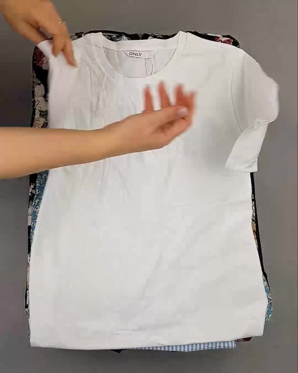 Фотография  950 - BESTSELLER WOMEN Summer mix#15 кг, ЛОТ №6017 оптом в Оренбурге и Оренбургской области