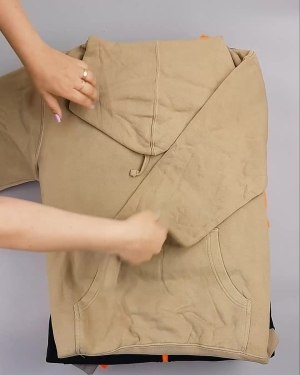 Фотография  227 - Толстовки СТОК CAN 0424#10 кг, ЛОТ №6425 оптом в Оренбурге и Оренбургской области