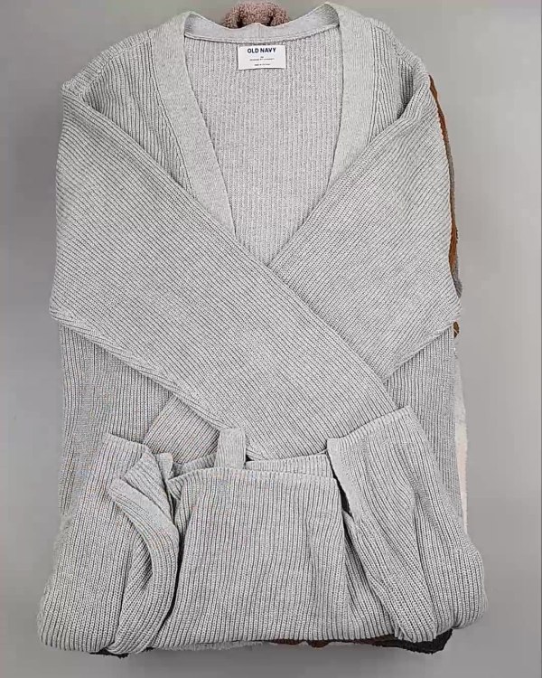 Фотография  850 - Кардиганы СТОК CAN#10 кг, ЛОТ №6474 оптом в Оренбурге и Оренбургской области