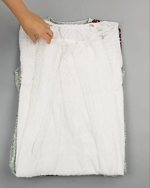 Фотография  943 - Платья Bestseller 44#5 кг, ЛОТ №6537 оптом в Оренбурге и Оренбургской области