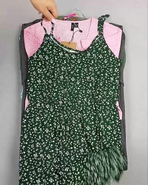 Фотография  650 - Платья Bestseller 44#5 кг, ЛОТ №6538 оптом в Оренбурге и Оренбургской области