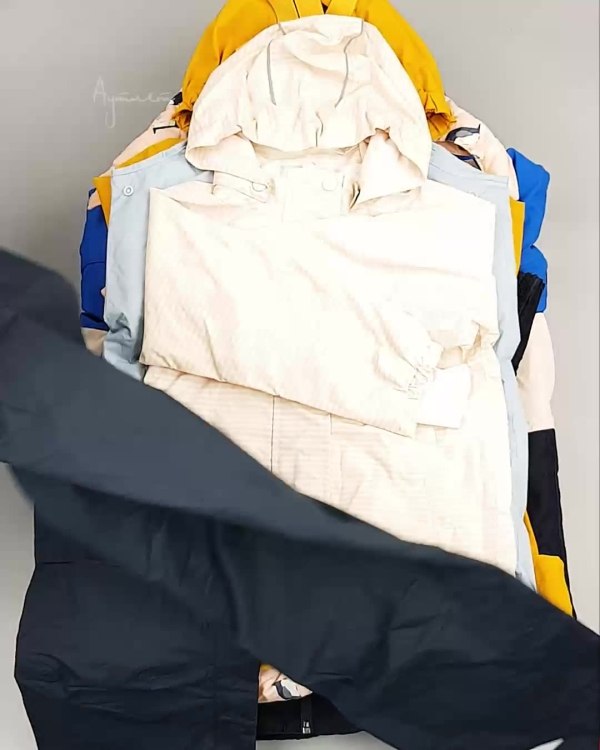 Фотография  112 - Верхняя одежда TCM kids 074#7 кг, ЛОТ №6678 оптом в Оренбурге и Оренбургской области