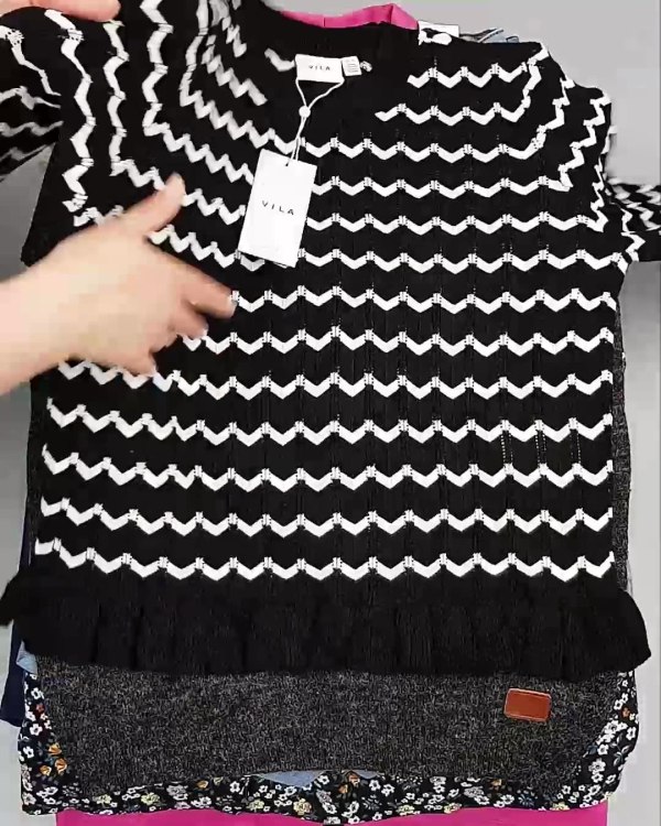 Фотография  831 - ДАНИЯ Winter mix 24#15 кг, ЛОТ №6708 оптом в Оренбурге и Оренбургской области