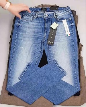 Фотография  684 - ДАНИЯ Winter mix 24#15 кг, ЛОТ №6710 оптом в Оренбурге и Оренбургской области