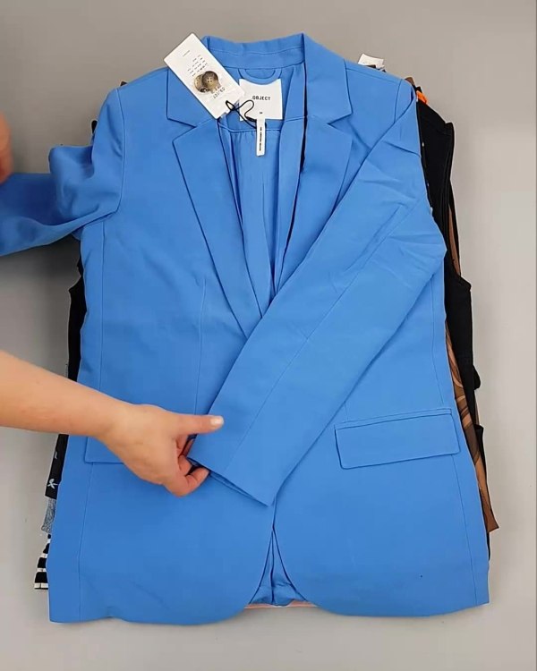 Фотография  144 - ДАНИЯ Summer mix 24#15 кг, ЛОТ №6730 оптом в Оренбурге и Оренбургской области