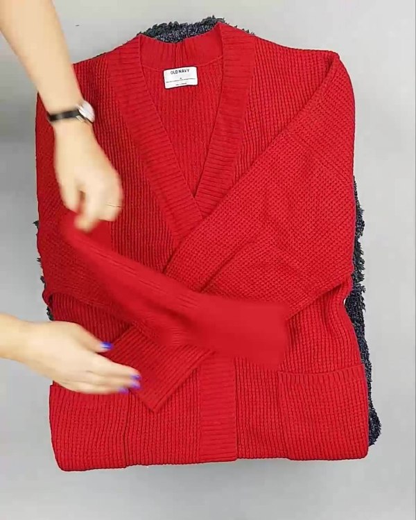 Фотография  479 - Кардиганы СТОК CAN#10 кг, ЛОТ №6888 оптом в Оренбурге и Оренбургской области