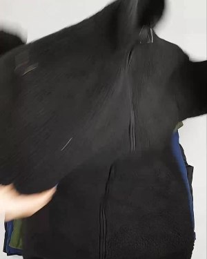 Фотография  384 - Верхняя одежда Дания#10,1 кг ЛОТ №6909 оптом в Оренбурге и Оренбургской области