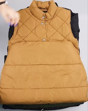 Фотография  800 - Верхняя одежда Дания#10,1 кг ЛОТ №6909 оптом в Оренбурге и Оренбургской области