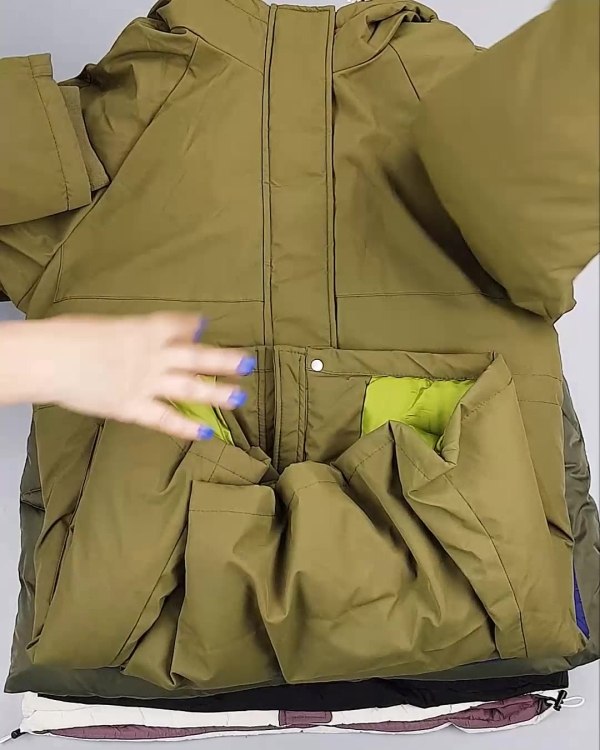 Фотография  734 - Верхняя одежда Дания#10,1 кг ЛОТ №6909 оптом в Оренбурге и Оренбургской области