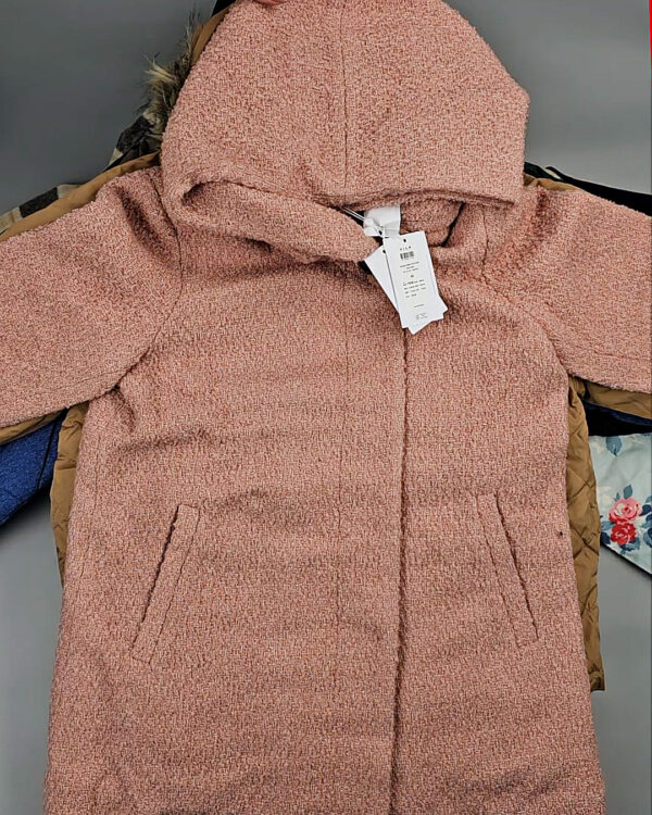 Фотография  597 - Верхняя одежда VILA#10,2 кг, ЛОТ №6826 оптом в Оренбурге и Оренбургской области