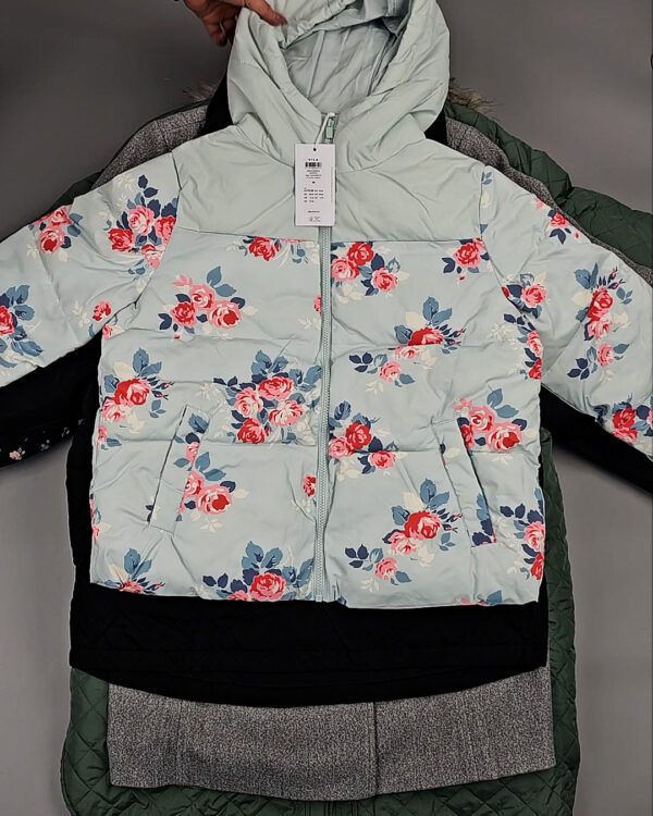 Фотография  613 - Верхняя одежда VILA#10 кг, ЛОТ №6823 оптом в Оренбурге и Оренбургской области