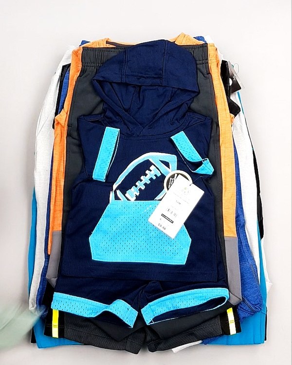 Фотография  301 - Спортивные костюмы дети CAN#6 кг оптом в Оренбурге и Оренбургской области