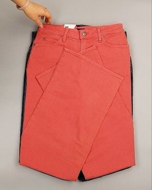 Фотография  243 - Джинсы LEE м/ж#7,9 кг, ЛОТ №7032 оптом в Оренбурге и Оренбургской области