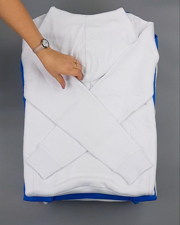 Фотография  638 - HOODIE CAN 084#10 кг, ЛОТ №7033 оптом в Оренбурге и Оренбургской области