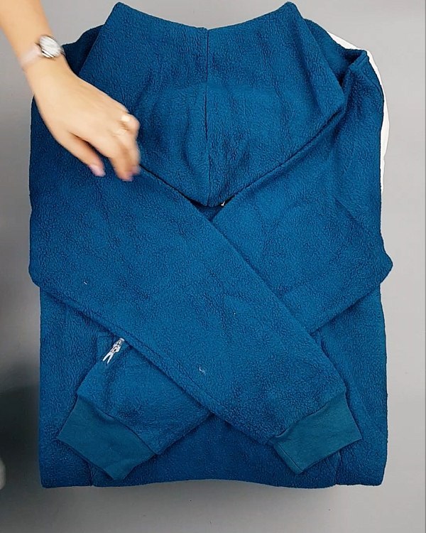 Фотография  164 - HOODIE CAN 084#10 кг, ЛОТ №7033 оптом в Оренбурге и Оренбургской области