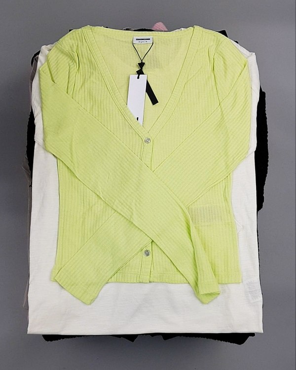 Фотография  519 - NOISY MAY Winter mix 104#15 кг, ЛОТ №7140 оптом в Оренбурге и Оренбургской области