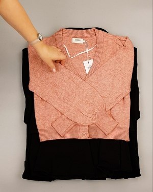 Фотография  658 - ONLY Winter mix 104#15 кг, ЛОТ №7182 оптом в Оренбурге и Оренбургской области