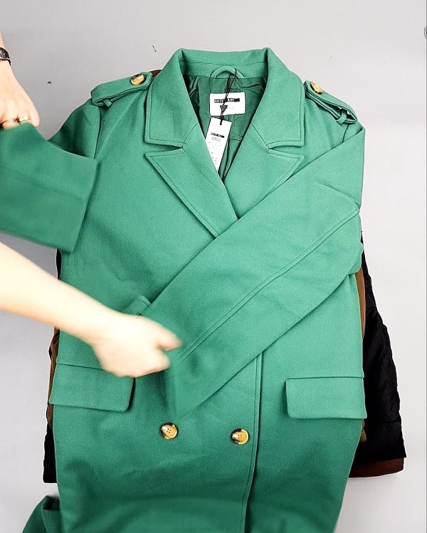 Фотография  703 - Верхняя одежда BESTSELLER Дания 104#10 кг, ЛОТ №7267 оптом в Оренбурге и Оренбургской области