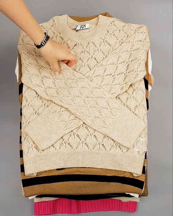 Фотография  541 - Джемпера Bestseller 104#7 кг, ЛОТ №7227 оптом в Оренбурге и Оренбургской области