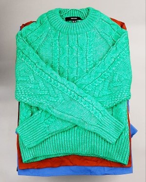 Купить Bestseller Winter mix 104#15 кг, ЛОТ №7347 оптом в Оренбурге и Оренбургской области