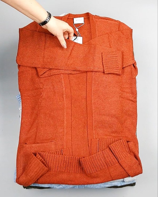 Фотография  679 - Кардиганы VILA W 104#7 кг, ЛОТ №7382 оптом в Оренбурге и Оренбургской области