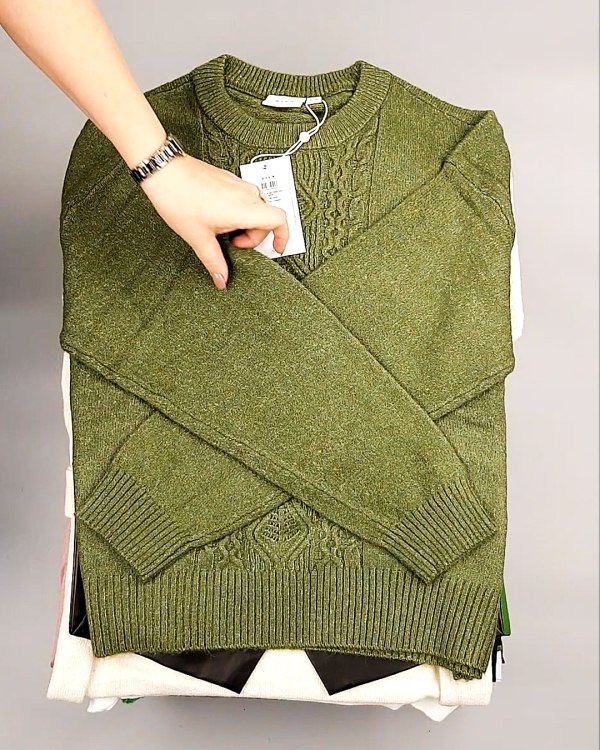 Фотография  696 - Bestseller Winter mix 104#15 кг, ЛОТ №7309 оптом в Оренбурге и Оренбургской области