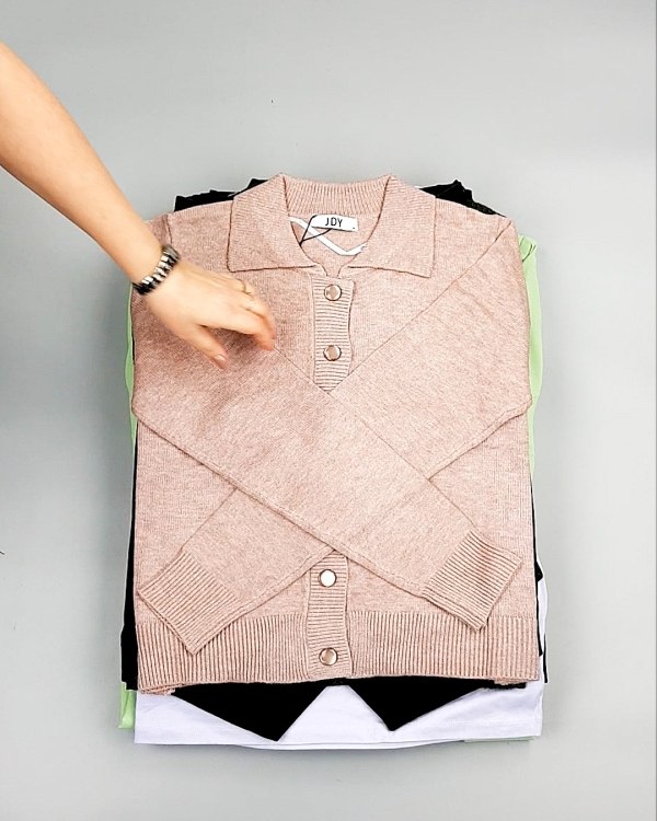 Фотография  396 - Bestseller Winter mix 104#15 кг, ЛОТ №7346 оптом в Оренбурге и Оренбургской области