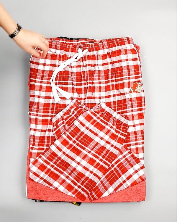 Фотография  180 - Домашняя одежда CAN 104#10 кг, ЛОТ №7328 оптом в Оренбурге и Оренбургской области