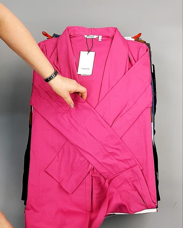 Фотография  471 - Bestseller Summer mix 104#15 кг, ЛОТ №7494 оптом в Оренбурге и Оренбургской области