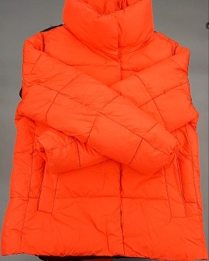 Купить Верхняя одежда AMAZON жен 015#10 кг, ЛОТ №7712 оптом в Оренбурге и Оренбургской области