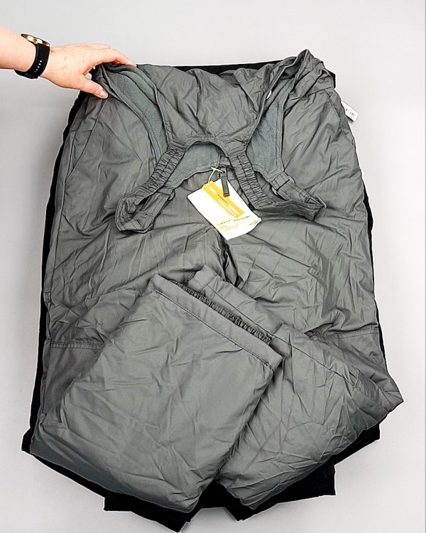 Фотография  577 - Штаны горнолыжные м/ж AMAZON 015#5,45 кг, ЛОТ №7787 оптом в Оренбурге и Оренбургской области