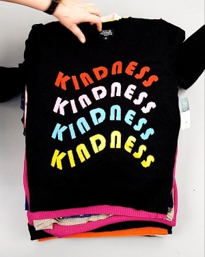 Купить Джемпера легкие СТОК CAN 084#7 кг, ЛОТ №7633 оптом в Оренбурге и Оренбургской области