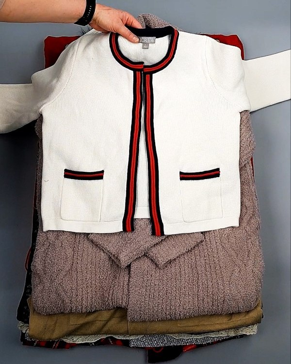 Фотография  814 - Кардиганы СТОК CAN 084#7 кг, ЛОТ №7672 оптом в Оренбурге и Оренбургской области