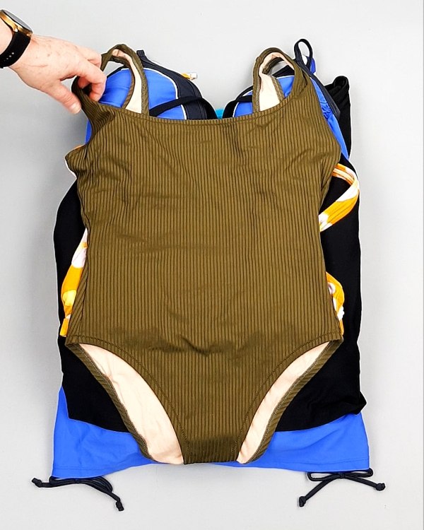 Фотография  390 - Купальники СТОК CAN 124#5 кг, ЛОТ №7689 оптом в Оренбурге и Оренбургской области