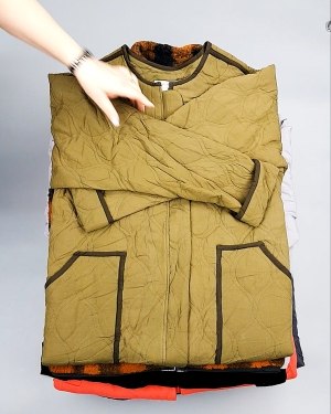 Фотография  330 - Верхняя одежда AMAZON жен 015#10 кг, ЛОТ №7712 оптом в Оренбурге и Оренбургской области