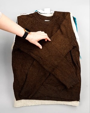 Фотография  149 - Джемпера СТОК CAN 084#7 кг, ЛОТ №7647 оптом в Оренбурге и Оренбургской области