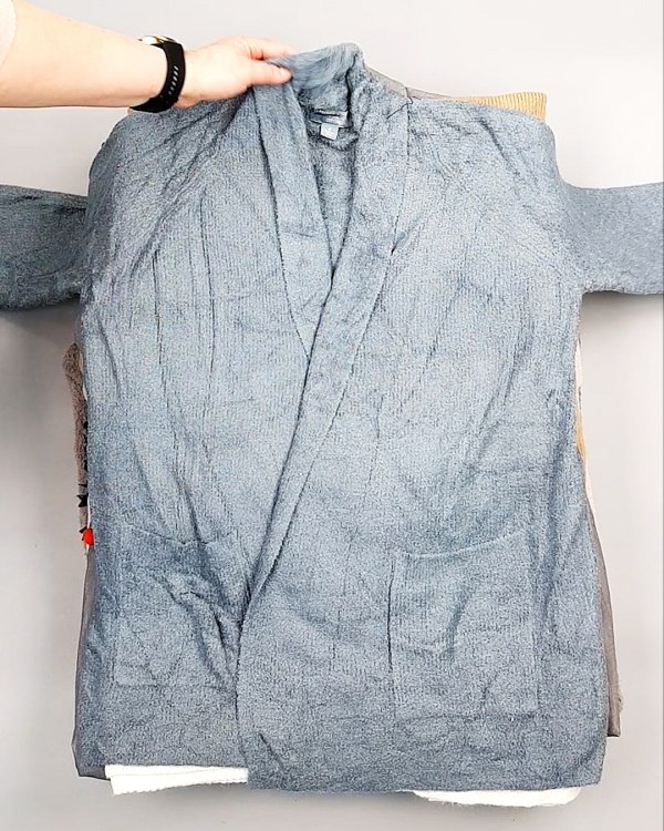 Фотография  923 - Кардиганы СТОК CAN 084#7 кг, ЛОТ №7673 оптом в Оренбурге и Оренбургской области