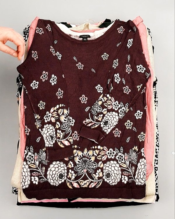 Фотография  939 - Джемпера легкие СТОК CAN 084#7 кг, ЛОТ №7632 оптом в Оренбурге и Оренбургской области