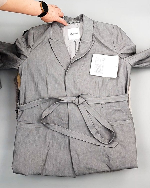 Фотография  963 - Кардиганы СТОК CAN 084#7 кг, ЛОТ №7673 оптом в Оренбурге и Оренбургской области