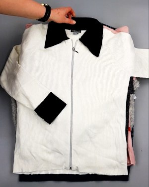 Фотография  170 - Джемпера СТОК CAN 084#7 кг, ЛОТ №7650 оптом в Оренбурге и Оренбургской области